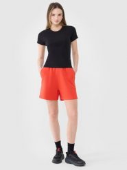 4F Spodenki dresowe damskie - czerwone XL. Czerwone szorty damskie 4F, bez wzorów, z bawełny. W wyprzedaży za 59.99 zł.