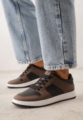 Brązowe Sneakersy Ozdobione Perforacją Isselina. Brązowe obuwie sportowe damskie Born2be, bez zapięcia, trekkingowe. Za 69.99 zł.