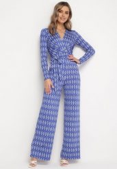 Granatowy Elegancki Kombinezon z Geometrycznym Wzorem i Wiązanym Paskiem Alullina. Niebieskie sukienki damskie Born2be, bez wzorów, z dzianiny, eleganckie, bez ramiączek. W wyprzedaży za 135.99 zł.