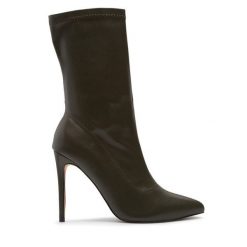 Botki DeeZee. Zielone botki damskie DeeZee, bez obcasa, na szpilce, bez zapięcia. Za 189.99 zł.
