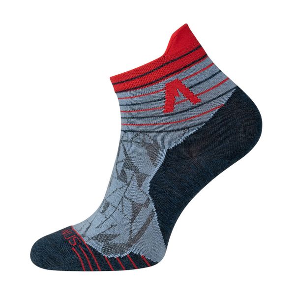 Skarpety Merino Alpinus Kuldiga Low. Czerwone skarpetki damskie Alpinus, bez wzorów, z bawełny. Za 49.00 zł.