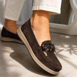 Brązowe skórzane mokasyny damskie Filippo Dp6457/26. Brązowe mokasyny damskie Filippo, na jesień, ze skóry, bez obcasa. Za 239.00 zł.