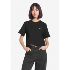 Koszulka sportowa damska Prosto Heavyweight z krótkim rękawem. Czarne koszulki sportowe damskie Prosto., bez wzorów, bez ramiączek. W wyprzedaży za 117.99 zł.