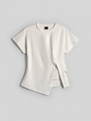 4F T-shirt slim z marszczeniem damski - biały S. Białe t-shirty damskie 4F, m, bez wzorów, z dzianiny, bez kołnierzyka. Za 89.99 zł.