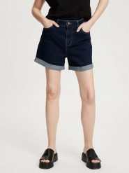 Cross Jeans Szorty dżinsowe w kolorze granatowym rozmiar: W27. Niebieskie szorty damskie Cross Jeans, z aplikacjami, z bawełny, z podwyższonym stanem. Za 96.60 zł.