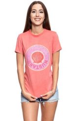 MUSTANG T SHIRT DAMSKI Alina C Print Porcelain Rose 1009475 8204. Czerwone t-shirty damskie Mustang, s, bez wzorów, bez kołnierzyka. W wyprzedaży za 39.99 zł.
