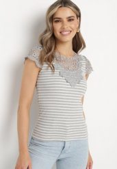 Szary Bawełniany T-shirt z Prążkowanej Dzianiny Ozdobiony Koronką Liasilo. Szare t-shirty damskie Born2be, m, bez wzorów, z bawełny, bez kołnierzyka. Za 39.99 zł.