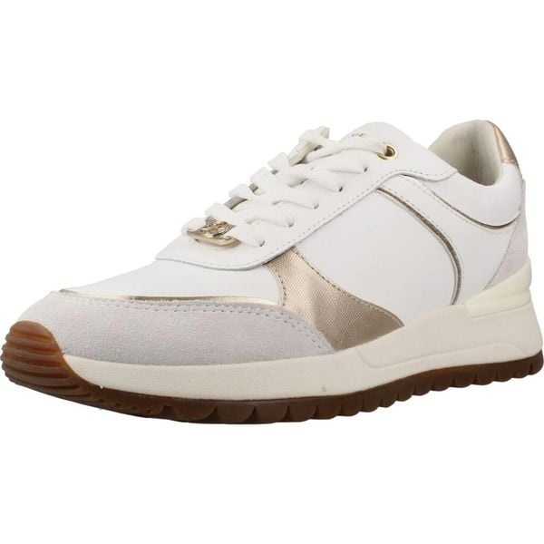 Buty GEOX D DESYA Biały. Białe obuwie trekkingowe damskie Geox, z syntetyku, bez zapięcia. Za 449.99 zł.