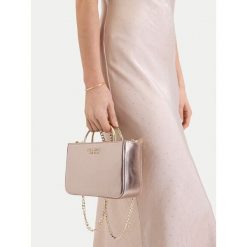 Torebka Nine West. Żółte kuferki damskie Nine West, bez wzorów, bez dodatków. Za 199.99 zł.