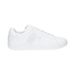 Buty damskie sportowe trampki Fila CROSSCOURT 2 LOW. Białe trampki damskie Fila, bez wzorów, bez zapięcia. W wyprzedaży za 135.00 zł.