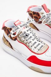 Sneakersy BLUGIRL BLUMARINE. Obuwie sportowe damskie Blugirl Blumarine, bez zapięcia. W wyprzedaży za 547.47 zł.