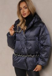 Granatowa Casualowa Kurtka z Pikowanymi Przeszyciami Kapturem i Kieszeniami Tinnetia. Niebieskie kurtki damskie Renee, na jesień, l, bez wzorów, z jeansu. Za 249.99 zł.