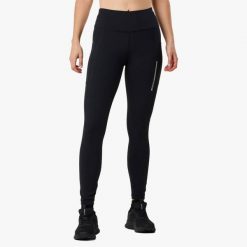 Długie legginsy treningowe damskie Swedemount Core Pocket Tights szybkoschnące. Czarne legginsy damskie SWEDEMOUNT, bez wzorów, z tkaniny. Za 125.00 zł.