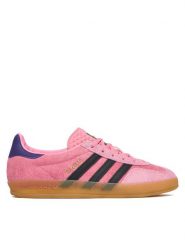 Adidas Sneakersy Gazelle Indoor IE7002 Różowy. Czerwone obuwie sportowe damskie Adidas, ze skóry, bez zapięcia. Za 379.99 zł.