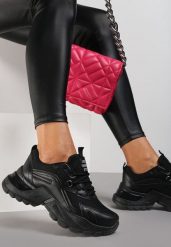 Czarne Sneakersy Dorameia. Czarne obuwie sportowe damskie Renee, z jeansu, przed kostkę, bez zapięcia. Za 79.99 zł.