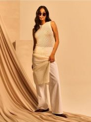 Jeansy wide leg high waist z materiałowym paskiem - biały. Białe jeansy damskie Sinsay, z podwyższonym stanem. Za 59.99 zł.