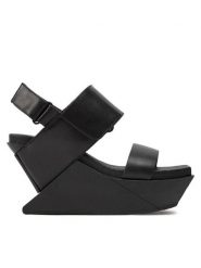 United Nude Sandały Delta Wedge Sandal 1041301162 Czarny. Czarne sandały damskie United Nude, bez wzorów, ze skóry, bez obcasa, na koturnie, bez zapięcia. Za 1,179.00 zł.