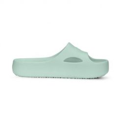 Klapki damskie Puma Shibusa. Zielone klapki damskie Puma, bez wzorów, z materiału, bez obcasa, bez zapięcia. Za 189.00 zł.