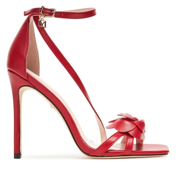 Sandały Marciano Guess. Czerwone sandały damskie Marciano Guess, z aplikacjami, bez obcasa, na szpilce, bez zapięcia. Za 1,039.00 zł.