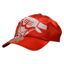 Czapka z daszkiem Mitchell & Ness NBA Chicago Bulls - HLUX1095-CBUYYPPPRED1. Czerwone czapki z daszkiem damskie Mitchell & Ness, bez wzorów. Za 89.00 zł.