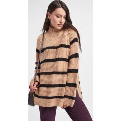 Sweter wełniany Talna Stripes CUSTOMMADE. Swetry klasyczne damskie Custommade, xs, z wełny, bez kołnierzyka. W wyprzedaży za 560.07 zł.
