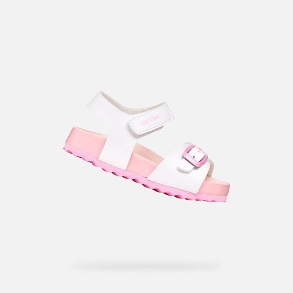 Sandały GEOX B SANDAL CHALKI Biały. Białe sandały damskie Geox, bez wzorów, z syntetyku, bez obcasa, bez zapięcia. Za 168.99 zł.