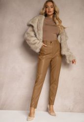 Jasnobrązowe Spodnie o Kroju Slim High Waist z Imitacji Skóry Iritharia. Brązowe spodnie materiałowe damskie Renee, bez wzorów, z jeansu. Za 149.99 zł.