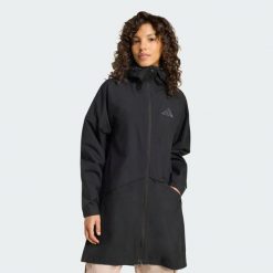Przeciwdeszczowa kurtka typu parka Terrex Multi 2 Layer CLIMAPROOF Rain. Czarne parki damskie Adidas, z puchu, bez kaptura. Za 749.00 zł.