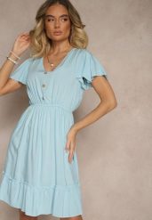 Niebieska Sukienka Rozkloszowana z Bawełny Ozdobiona Falbanami i Guzikami Zoliova. Niebieskie sukienki damskie Renee, bez wzorów, z bawełny, eleganckie, bez ramiączek. W wyprzedaży za 39.99 zł.