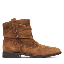 Botki Tamaris. Brązowe botki damskie Tamaris, bez obcasa, na płaskiej podeszwie, bez zapięcia. Za 379.99 zł.