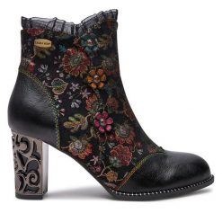 Botki Laura Vita. Czarne botki damskie LAURA VITA, bez obcasa, na słupku, bez zapięcia. Za 489.99 zł.