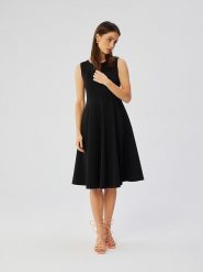 Stylove Sukienka w kolorze czarnym rozmiar: S. Czarne sukienki damskie Stylove, bez wzorów, bez ramiączek. Za 198.56 zł.