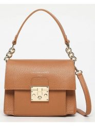 Christian Laurier Skórzana torebka "Adriana" w kolorze jasnobrązowym - 21 x 16 x 10 cm rozmiar: onesize. Brązowe torebki klasyczne damskie Christian Laurier, z materiału, przez ramię, bez dodatków. Za 239.99 zł.