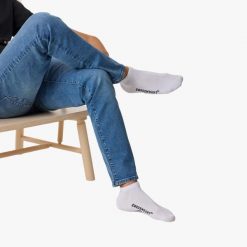 Skarpety sportowe Swedemount Ankle Socks 4-Pack. Białe obuwie sportowe damskie SWEDEMOUNT, za kostkę, bez zapięcia, na fitness i siłownię. Za 59.99 zł.