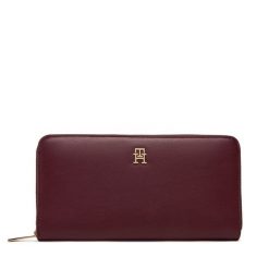 Portfel Tommy Hilfiger. Czerwone portfele damskie Tommy Hilfiger, bez wzorów. Za 249.99 zł.