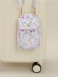 Saszetka na telefon z kwiatowym motywem - wielobarwny. Nerki i saszetki damskie Sinsay, bez wzorów. Za 25.99 zł.