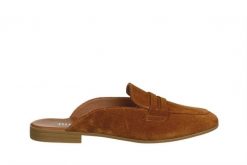 Klapki Bayla-161 022 3410 Coconut Suede 161682, Brązowy, Skóra naturalna - 38. Brązowe klapki damskie Bayla, bez wzorów, z materiału, bez obcasa, na płaskiej podeszwie, bez zapięcia. W wyprzedaży za 179.10 zł.