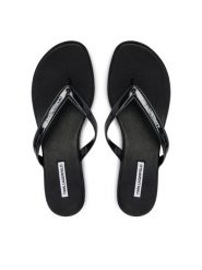 KARL LAGERFELD Japonki Jelly Heel KL83006 Czarny. Czarne klapki damskie KARL LAGERFELD, bez wzorów, z syntetyku, bez obcasa, bez zapięcia. Za 421.99 zł.