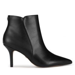 Botki Nine West. Czarne botki damskie Nine West, bez obcasa, na szpilce, bez zapięcia. Za 219.99 zł.