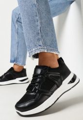 Czarne Sneakersy na Płaskiej Podeszwie z Ozdobnymi Przeszyciami Ysabella. Czarne obuwie sportowe damskie Born2be, bez zapięcia. Za 39.99 zł.