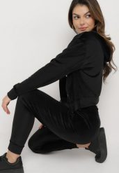 Czarny Welurowy Komplet Dresowy Bluza z Kapturem i Spodnie Petyra. Czarne bluzy damskie Born2be, na jesień, m, bez wzorów, z dresówki, z kapturem. Za 74.99 zł.