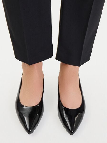 Lasocki Baleriny CEO-RST-ROSE-02P Czarny. Czarne balerinki damskie Lasocki, bez wzorów, z lakierowanej skóry. Za 169.99 zł.