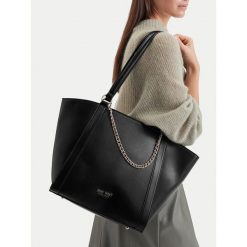 Torebka Nine West. Czarne shopper bag Nine West, bez wzorów, bez dodatków. Za 229.99 zł.