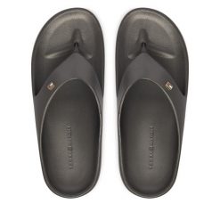 Japonki Tommy Hilfiger. Szare klapki damskie Tommy Hilfiger, bez wzorów, bez obcasa, bez zapięcia. Za 189.99 zł.