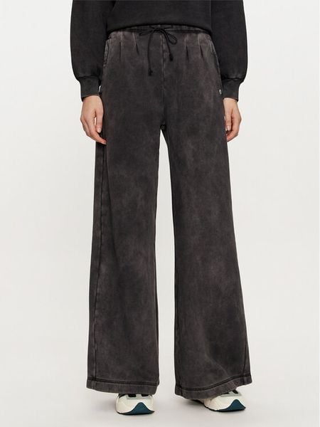 Deha Spodnie dresowe C12175 Czarny Relaxed Fit. Czarne spodnie dresowe damskie Deha, s, bez wzorów, z bawełny. Za 359.99 zł.