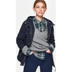 Parka z kapturem - Granatowy. Niebieskie parki damskie Cropp. W wyprzedaży za 199.99 zł.
