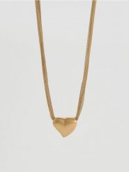 Naszyjnik z zawieszką serce - złoty. Żółte naszyjniki damskie Reserved, złote. Za 59.99 zł.