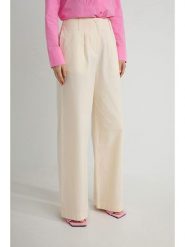 Josephine & Co Spodnie "Dave" w kolorze beżowym rozmiar: 44. Brązowe spodnie materiałowe damskie Josephine & Co, bez wzorów, z bawełny. Za 149.66 zł.