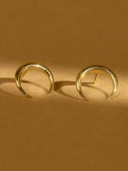 OR ÉCLAT Złote kolczyki-wkrętki "Demi lune" rozmiar: onesize. Żółte kolczyki damskie Or Éclat, złote. Za 304.99 zł.