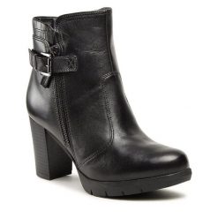 Botki Lasocki. Czarne botki damskie Lasocki, bez obcasa, na słupku, bez zapięcia. Za 329.99 zł.